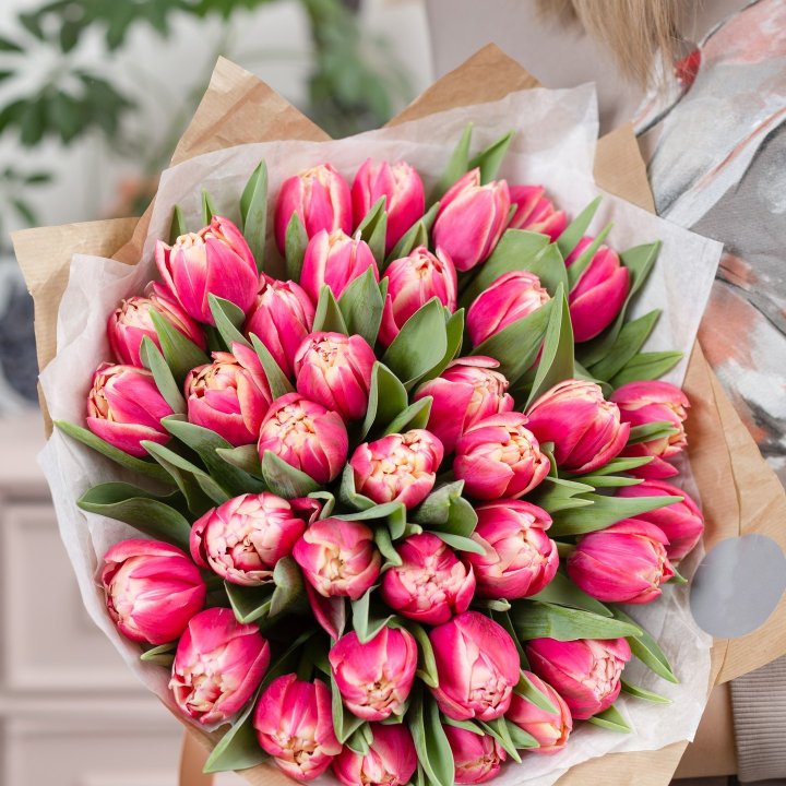 Букет пионовидных тюльпанов в Туле